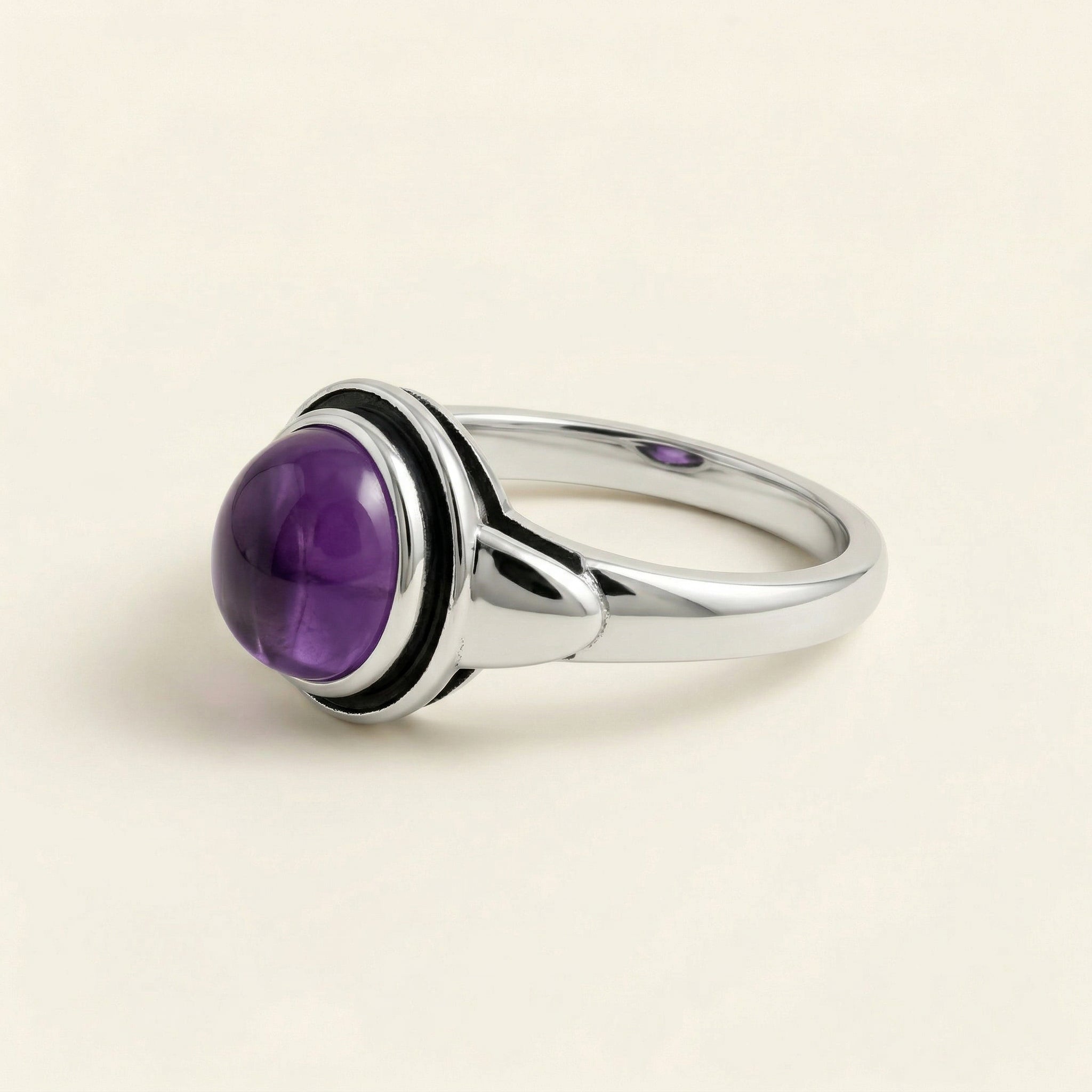 Amethyst Ring - Colloss