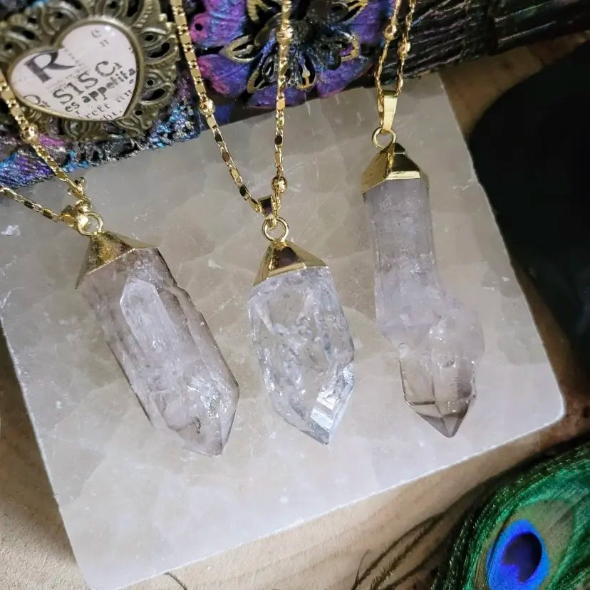 Clear Quartz Necklace - Gold Leaf Chain