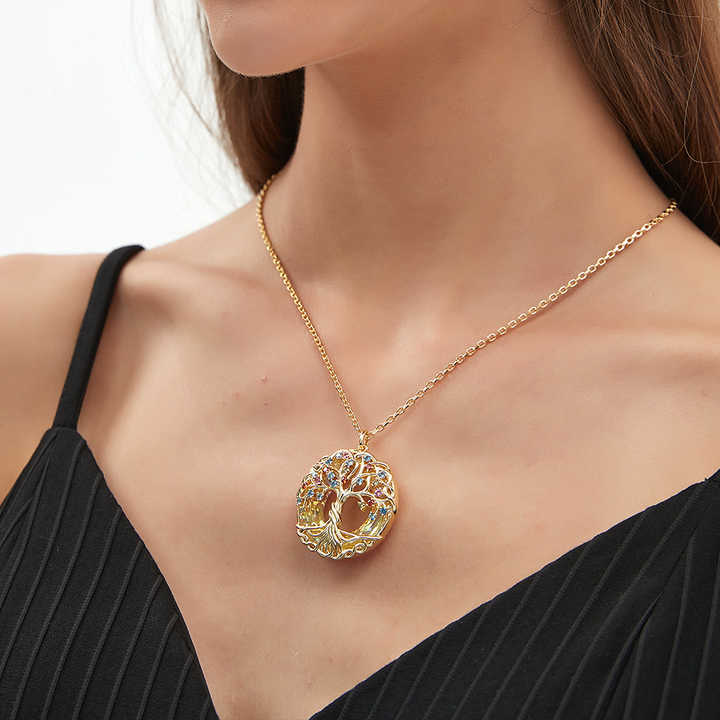 Tree of Life Necklace - Striking
