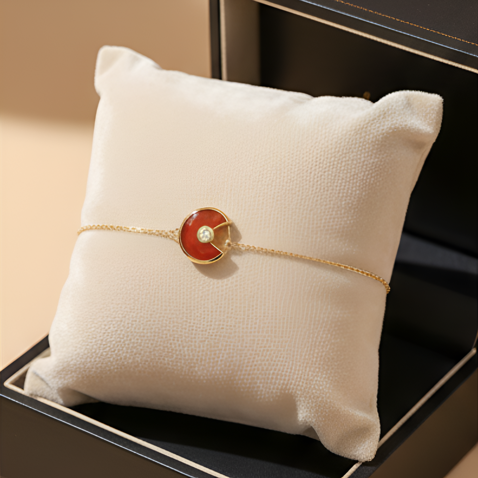 Carnelian Bracelet - Circle Pendant