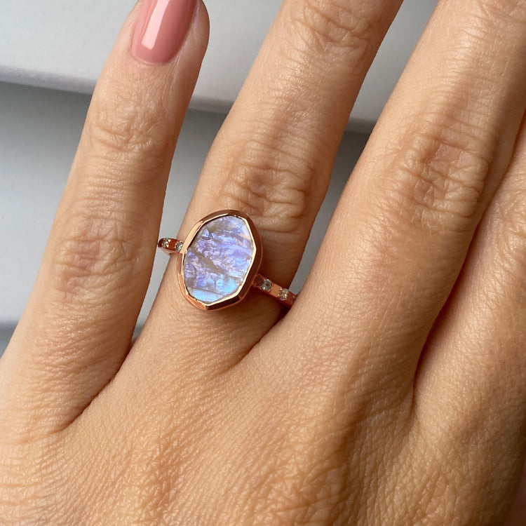 Moonstone Ring - Hypnotic