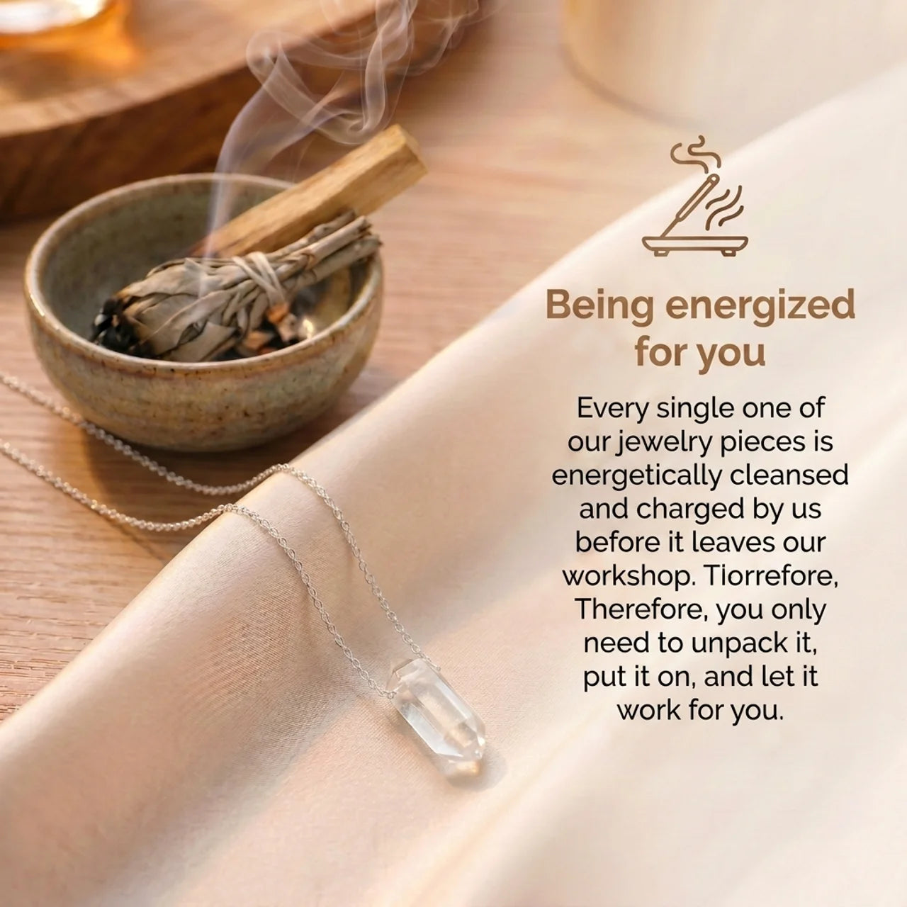 Clear Quartz Necklace - Gold Plating