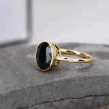 Schwarzer Onyx Ring - Nachtzauber